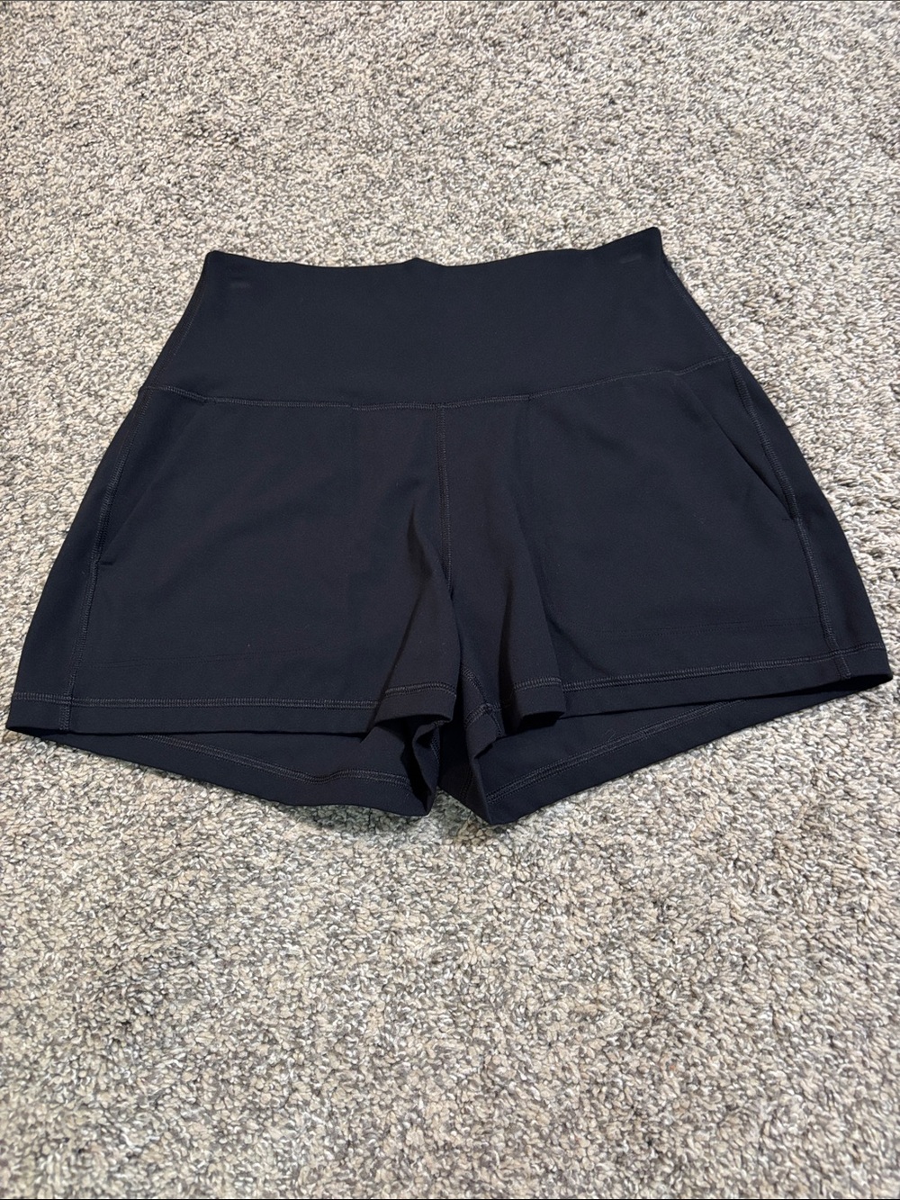 CRZ YOGA Butterlift Linerless Shorts for Women 3” size XS NWT